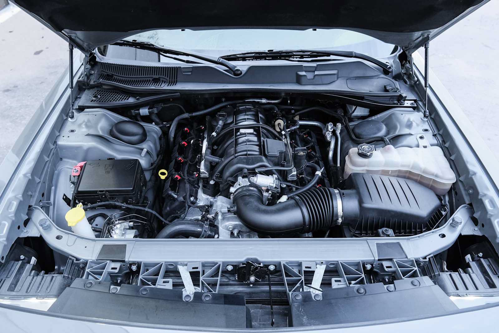 Used 2023 Dodge Challenger R/T RWD image 41