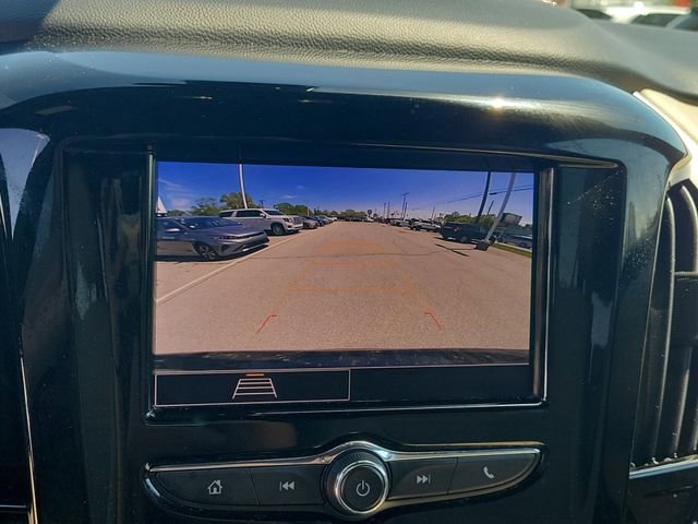 Used 2022 Chevrolet Traverse LS FWD image 30