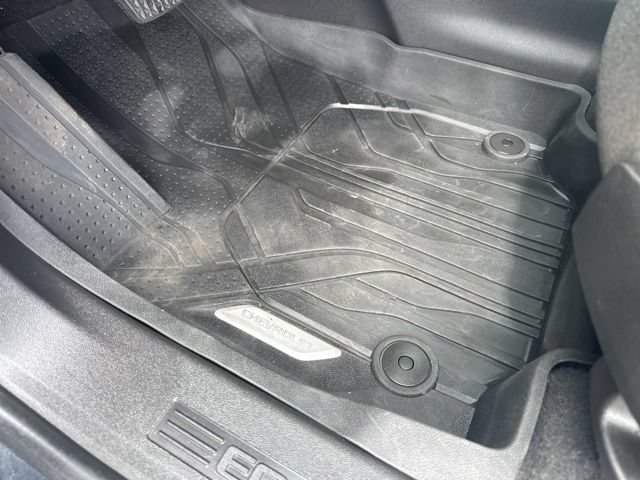 Used 2023 Chevrolet Equinox LT w/ LPO, Floor Liner Package AWD/4WD image 13