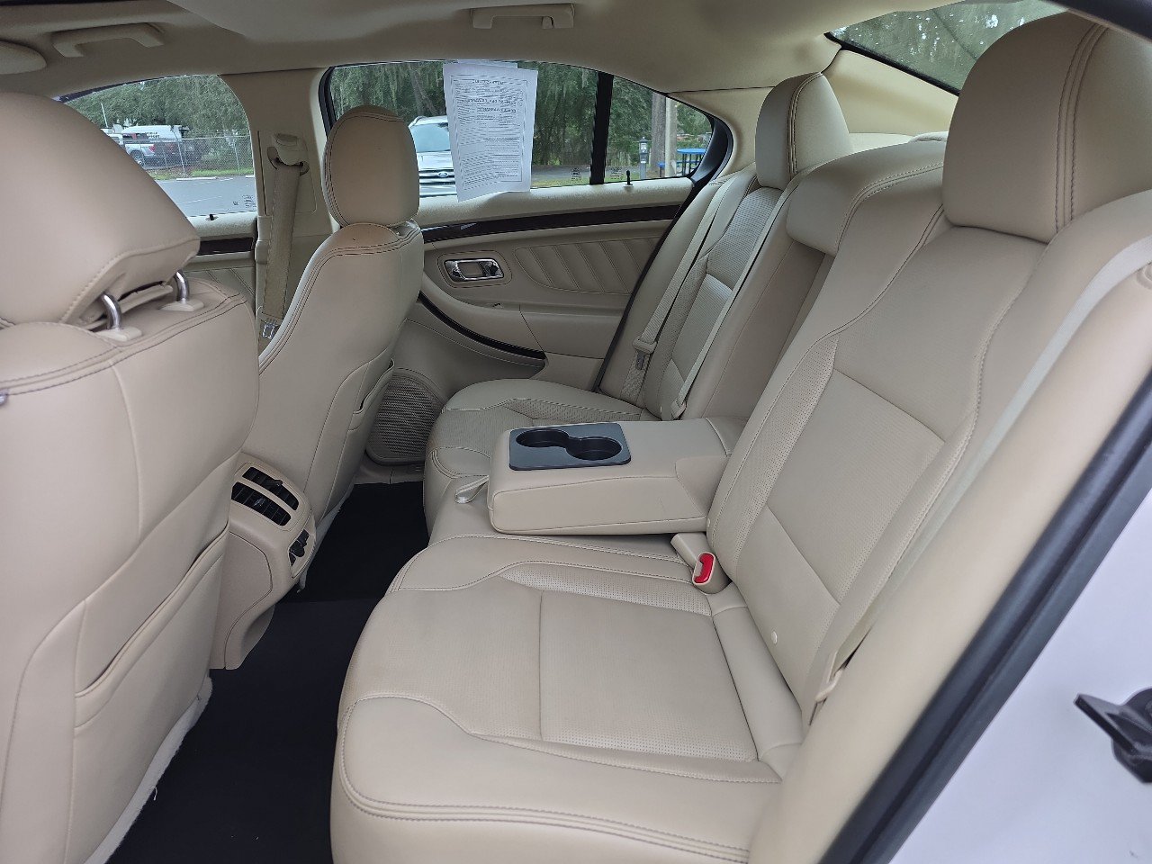 Certified 2019 Ford Taurus Limited FWD image 16