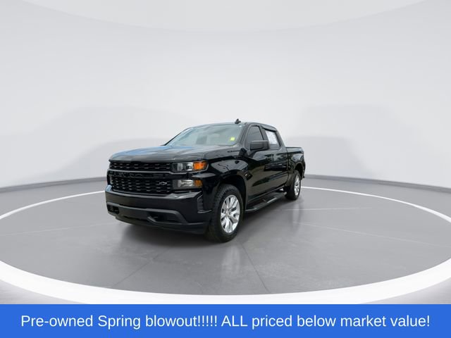 Used 2021 Chevrolet Silverado 1500 Custom w/ LPO, Dark Essentials Package AWD/4WD image 3