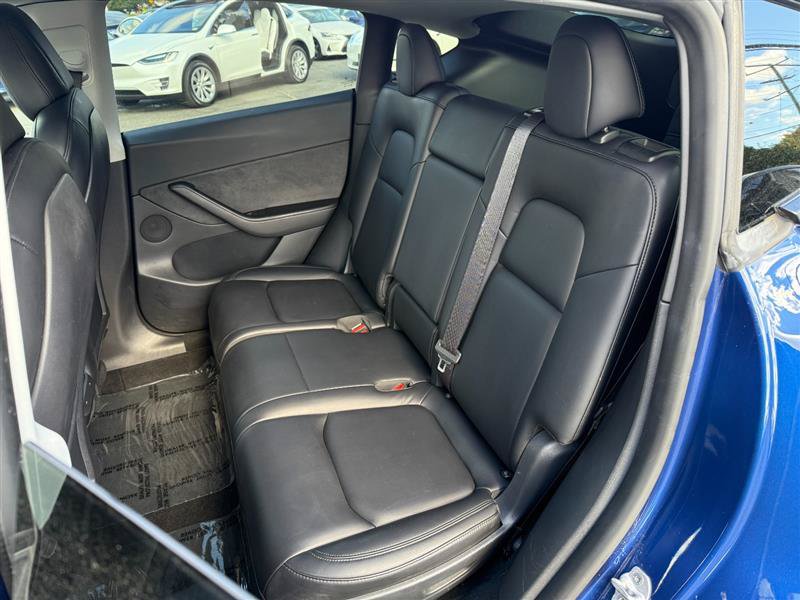 Used 2023 Tesla Model Y Long Range AWD/4WD image 7