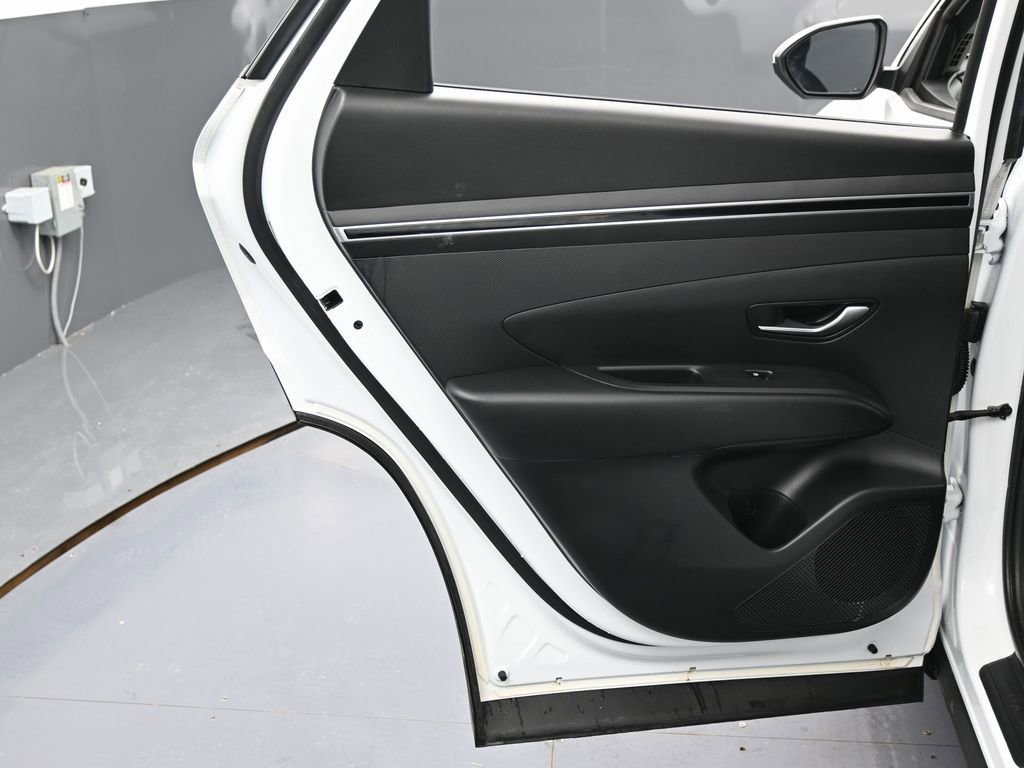 Used 2022 Hyundai Tucson SE image 35