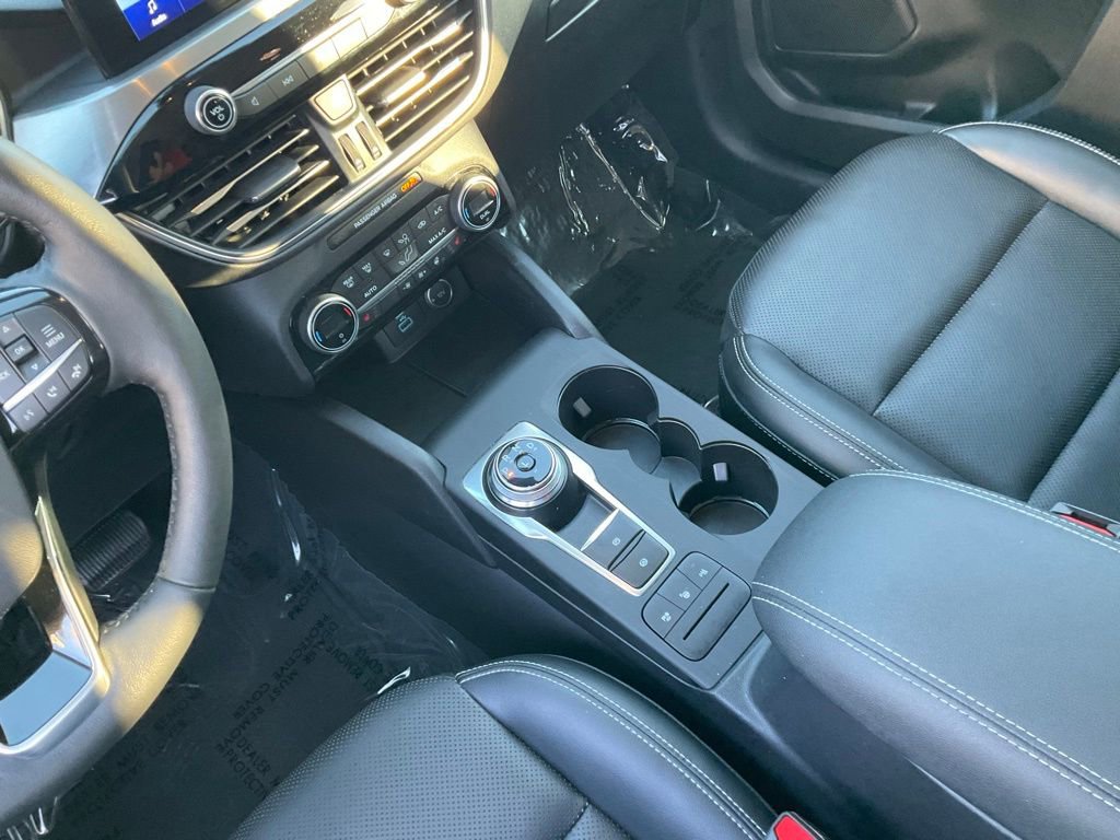 Used 2021 Ford Escape Titanium image 45