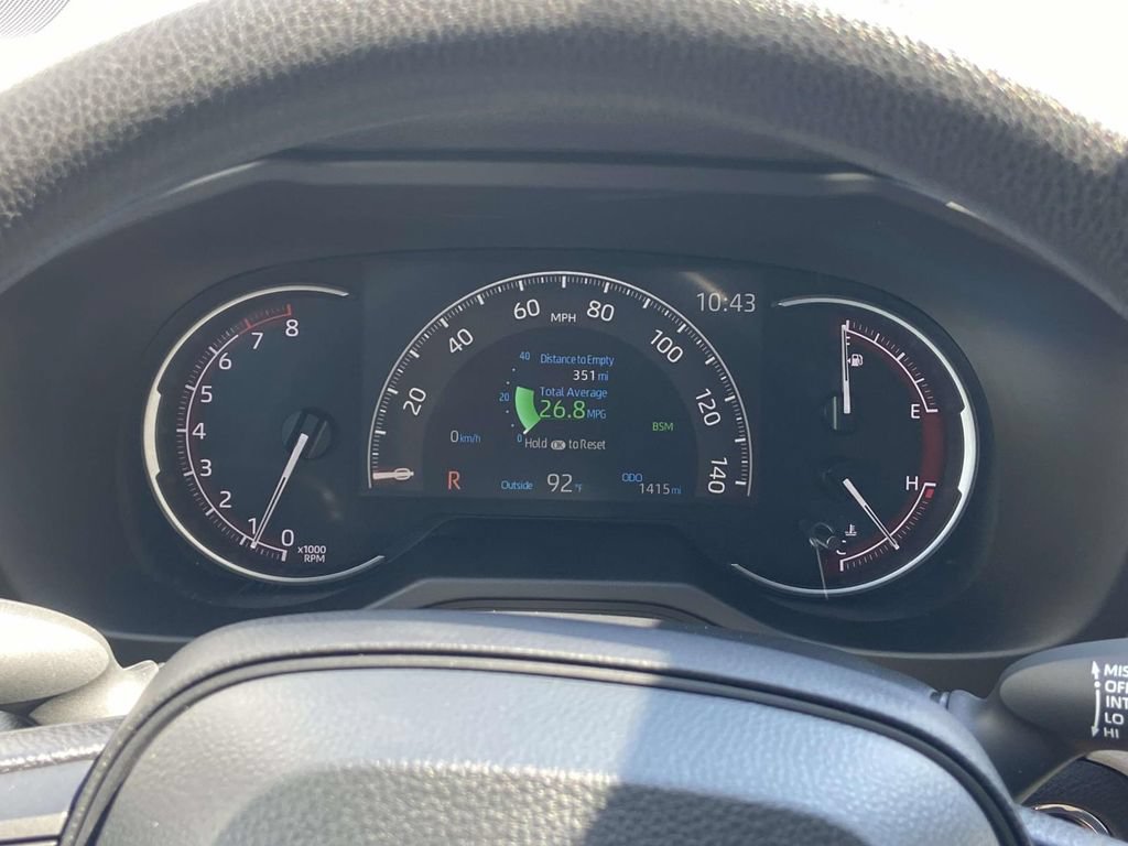 Used 2025 Toyota RAV4 XLE w/ Convenience Package FWD image 37