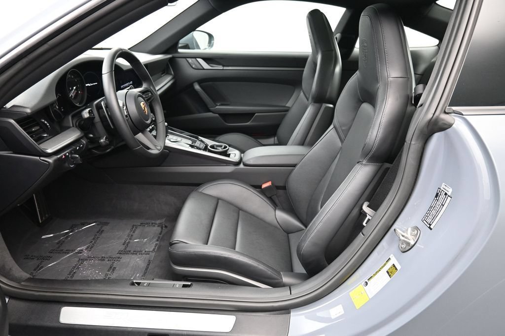 Certified 2024 Porsche 911 Carrera RWD image 25