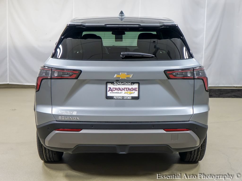 New 2027 Chevrolet Equinox LT FWD image 6