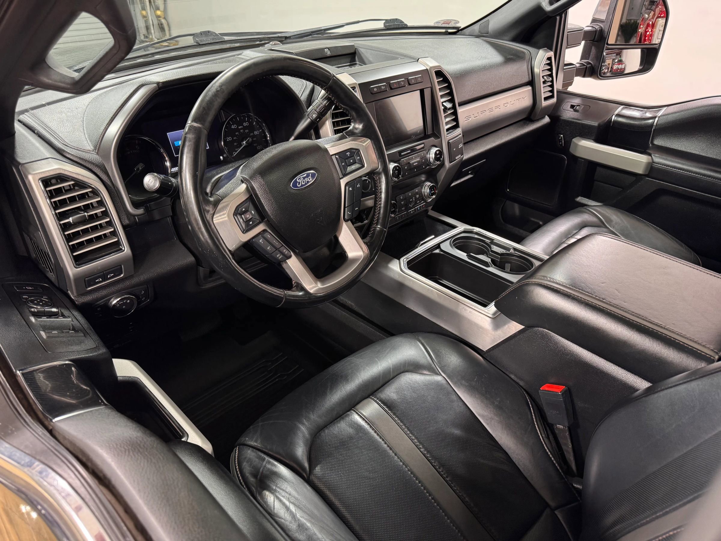 Used 2020 Ford F250 Platinum w/ FX4 Off-Road Package image 13