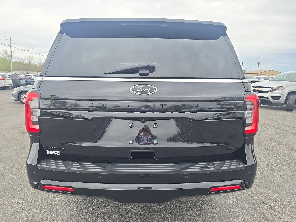 Used 2024 Ford Expedition Max Limited AWD/4WD image 7
