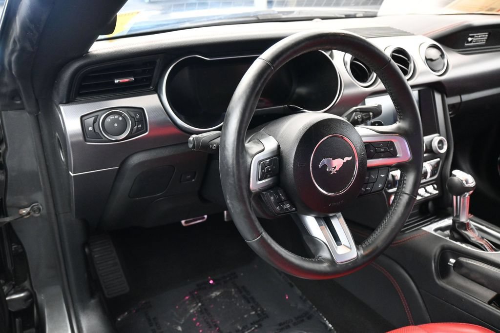 Used 2020 Ford Mustang GT Premium w/ Equipment Group 401A RWD image 16