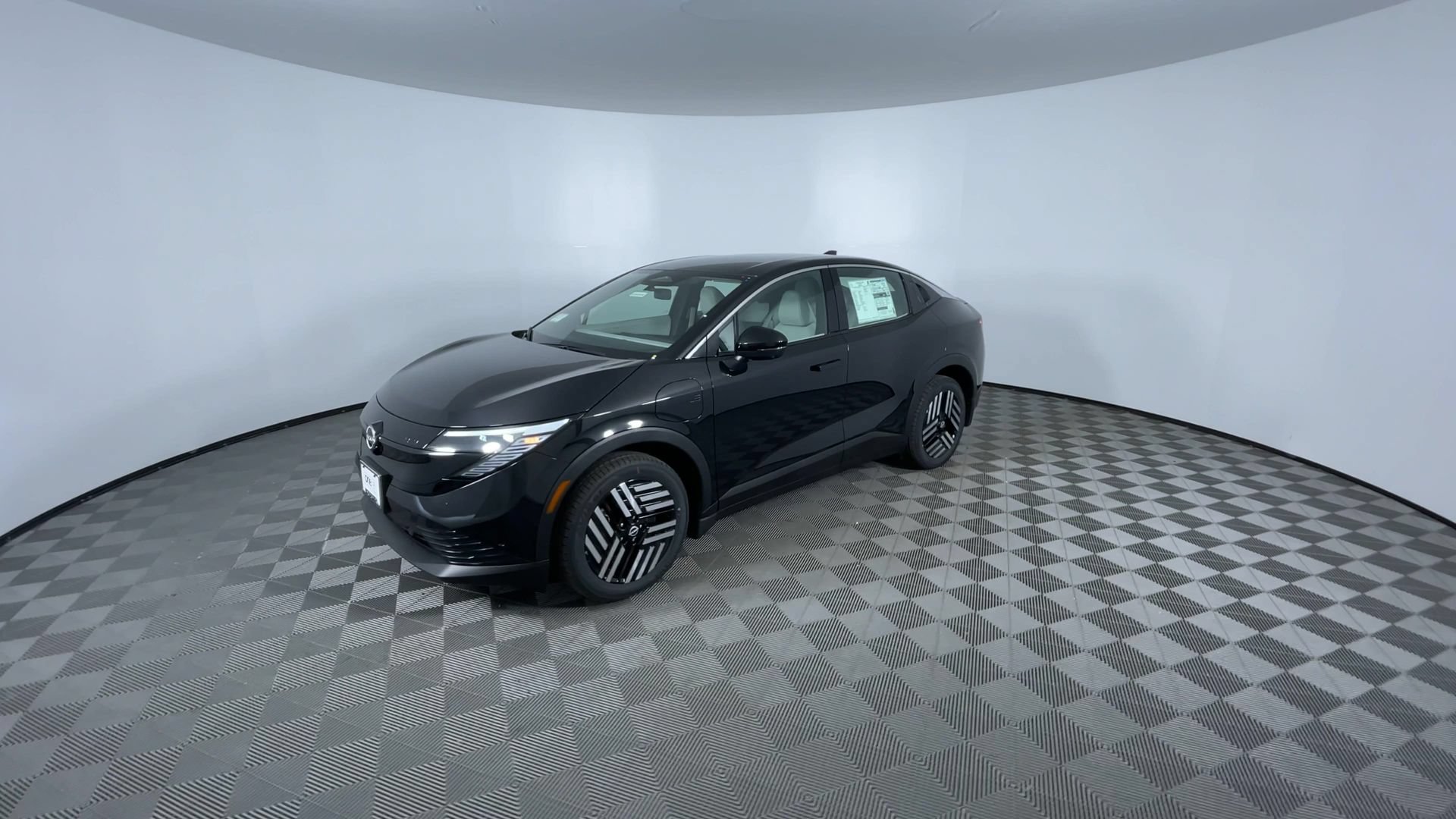 New 2026 Nissan Leaf SV+ w/ Floor Mat Package (SV+) FWD image 4