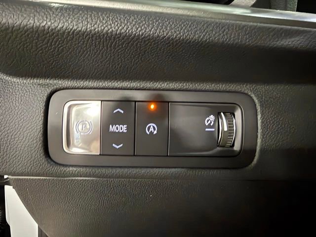 New 2026 Chevrolet Traverse LT w/ Driver Confidence Package image 15