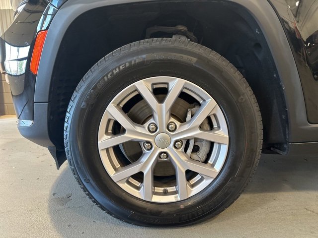 Used 2022 Jeep Grand Cherokee L Limited image 10