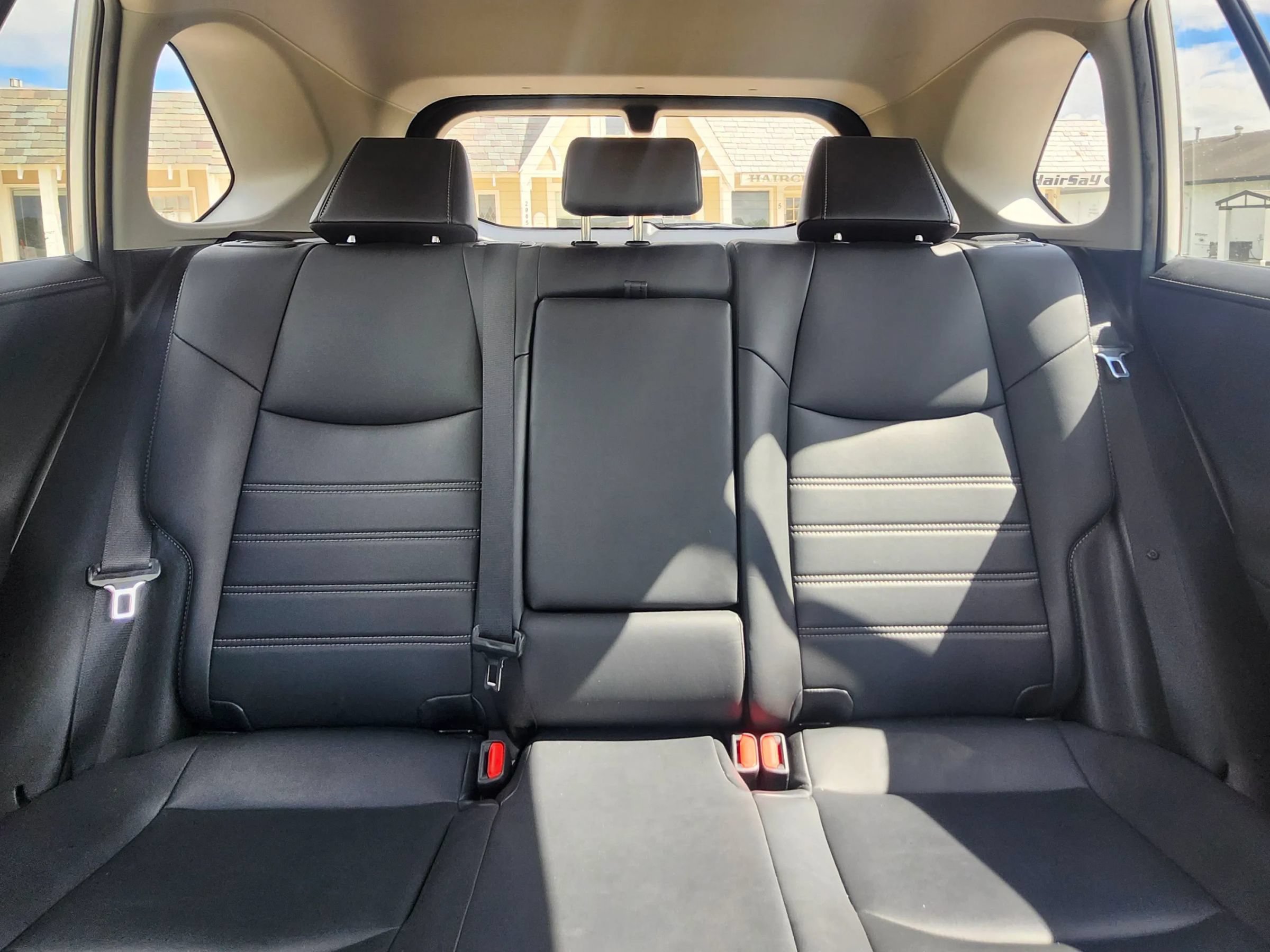 Used 2019 Toyota RAV4 Limited w/ Carpet Mat Package AWD/4WD image 19