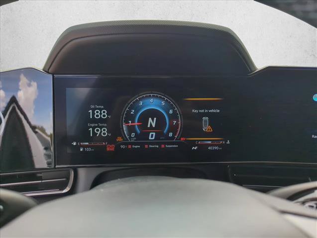 Used 2022 Hyundai Elantra N FWD image 9