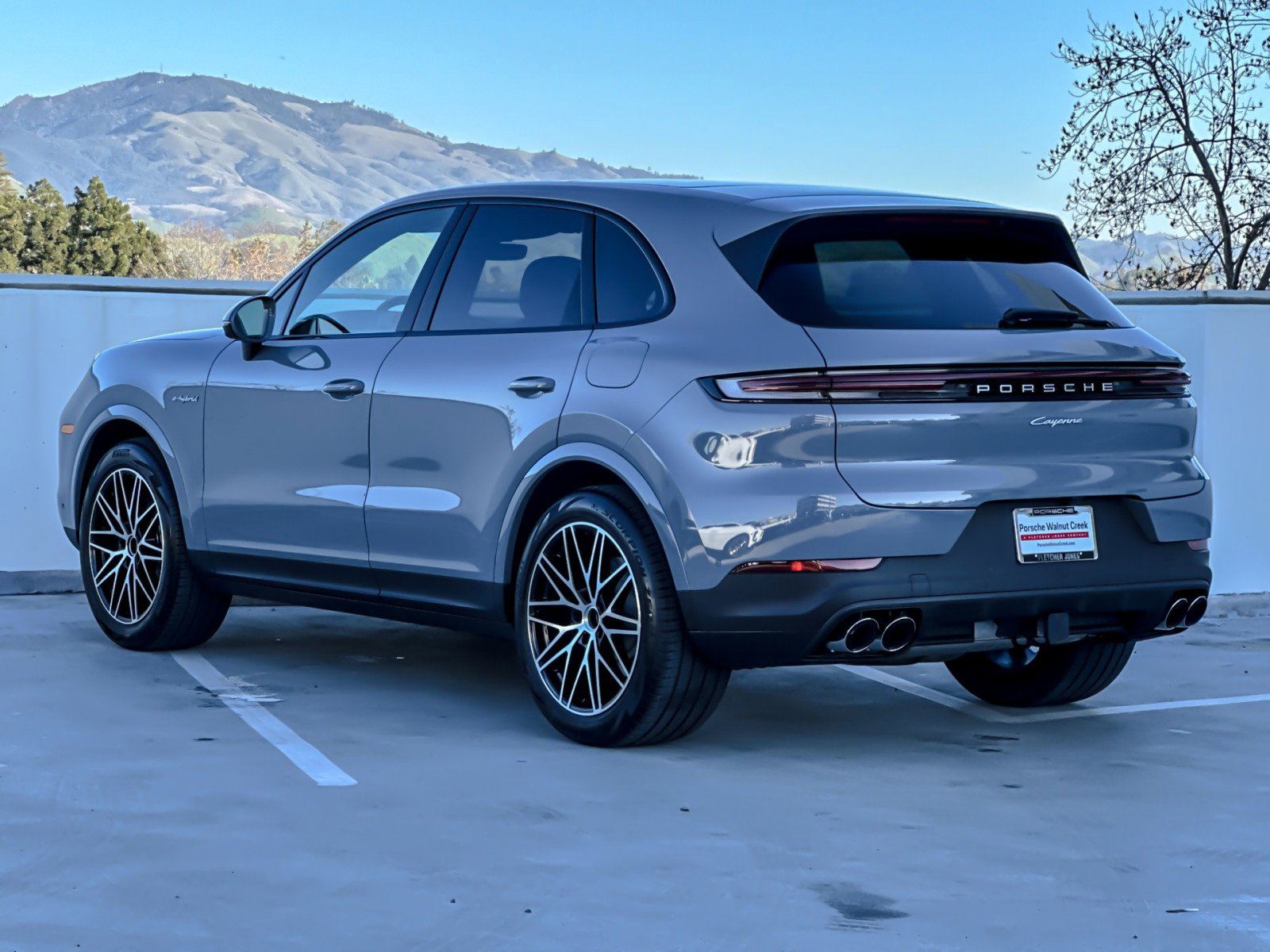 New 2026 Porsche Cayenne E-Hybrid image 3