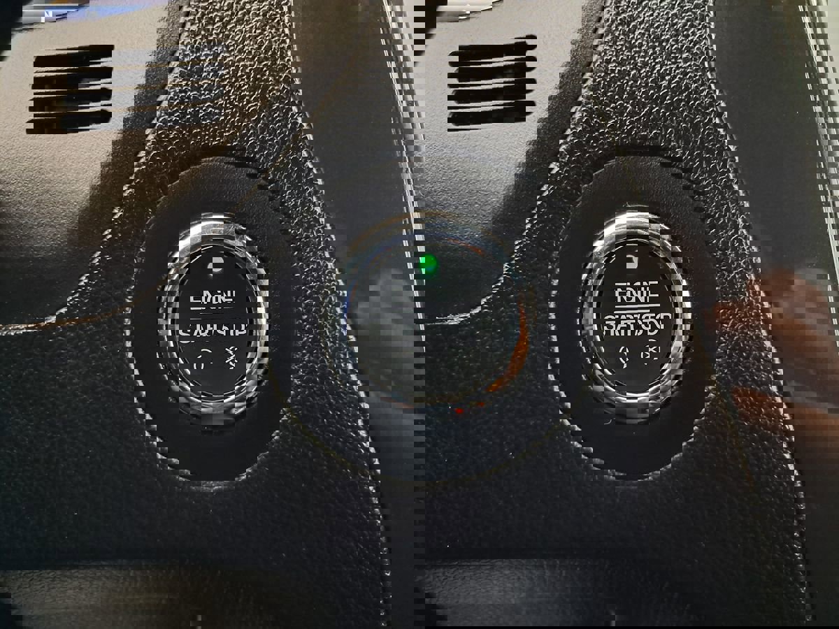 Used 2019 Ford Explorer XLT w/ Equipment Group 201A image 26