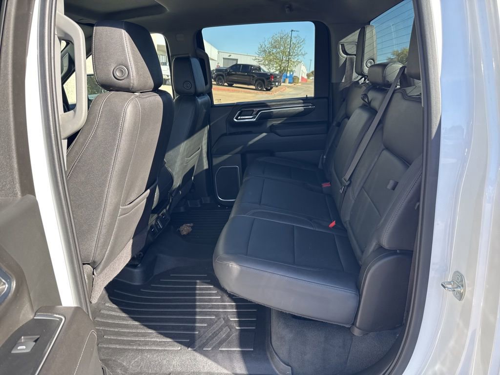 Used 2024 Chevrolet Silverado 2500 LTZ image 11