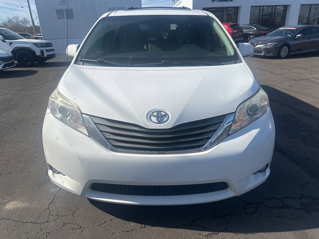 Used 2012 Toyota Sienna image 13