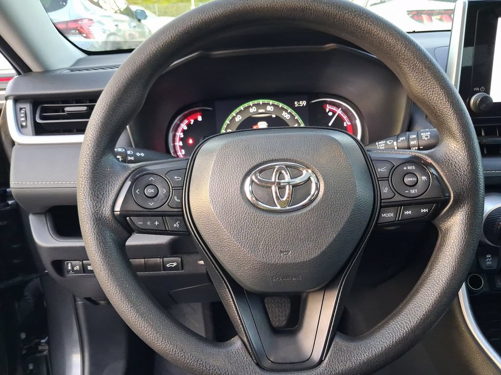 Used 2023 Toyota RAV4 XLE w/ Convenience Package FWD image 18