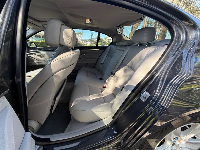 Used 2011 BMW 528i Sedan RWD image 13