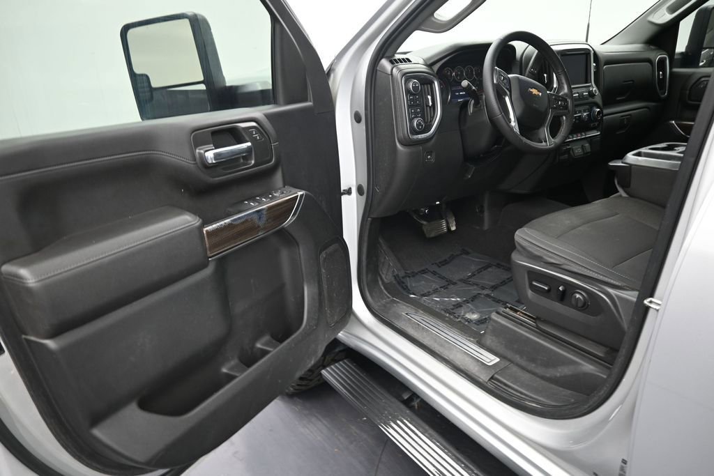Used 2022 Chevrolet Silverado 2500 LT w/ Convenience Package AWD/4WD image 10