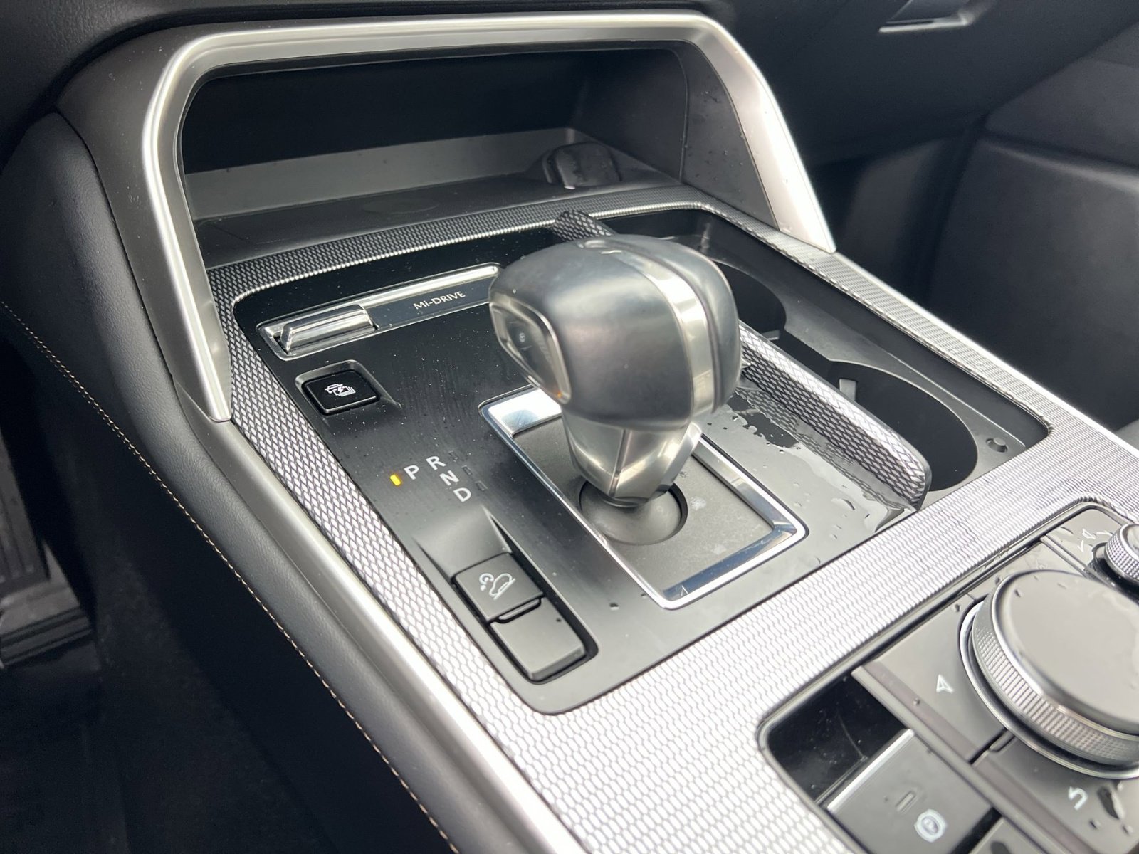 Used 2024 MAZDA CX-90 Plug-In Hybrid w/ Premium Pkg image 21