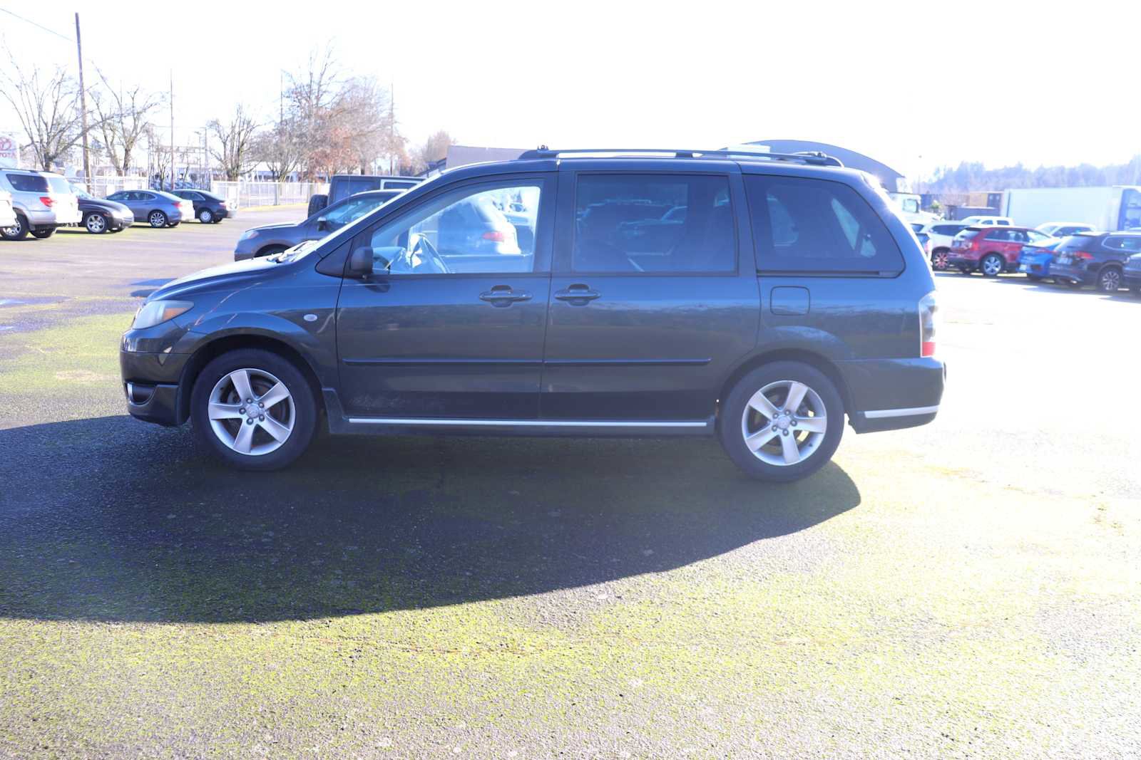 Used 2004 MAZDA MPV ES w/ 4-Seasons/Towing Pkg image 8