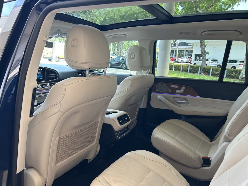 Used 2022 Mercedes-Benz GLS 450 4MATIC image 49