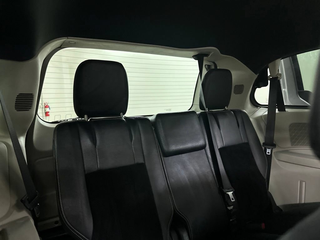 Used 2017 Dodge Grand Caravan SXT FWD image 24