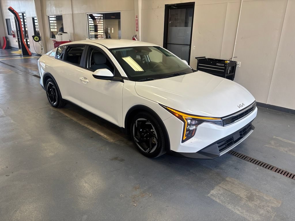 Used 2025 Kia K4 EX