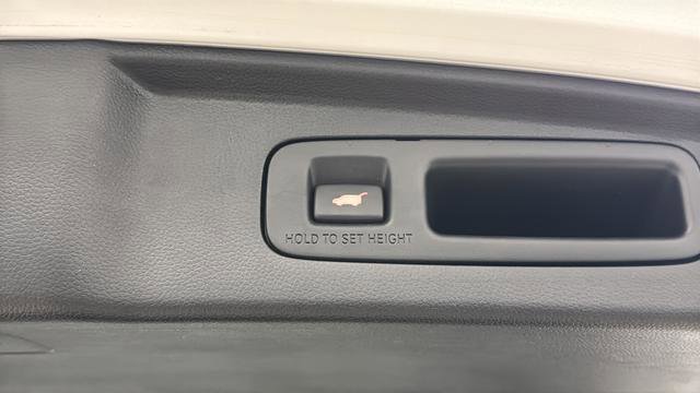 Used 2023 Honda CR-V Sport Touring image 32