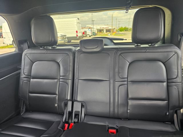 Used 2023 Lincoln Navigator Reserve AWD/4WD image 13