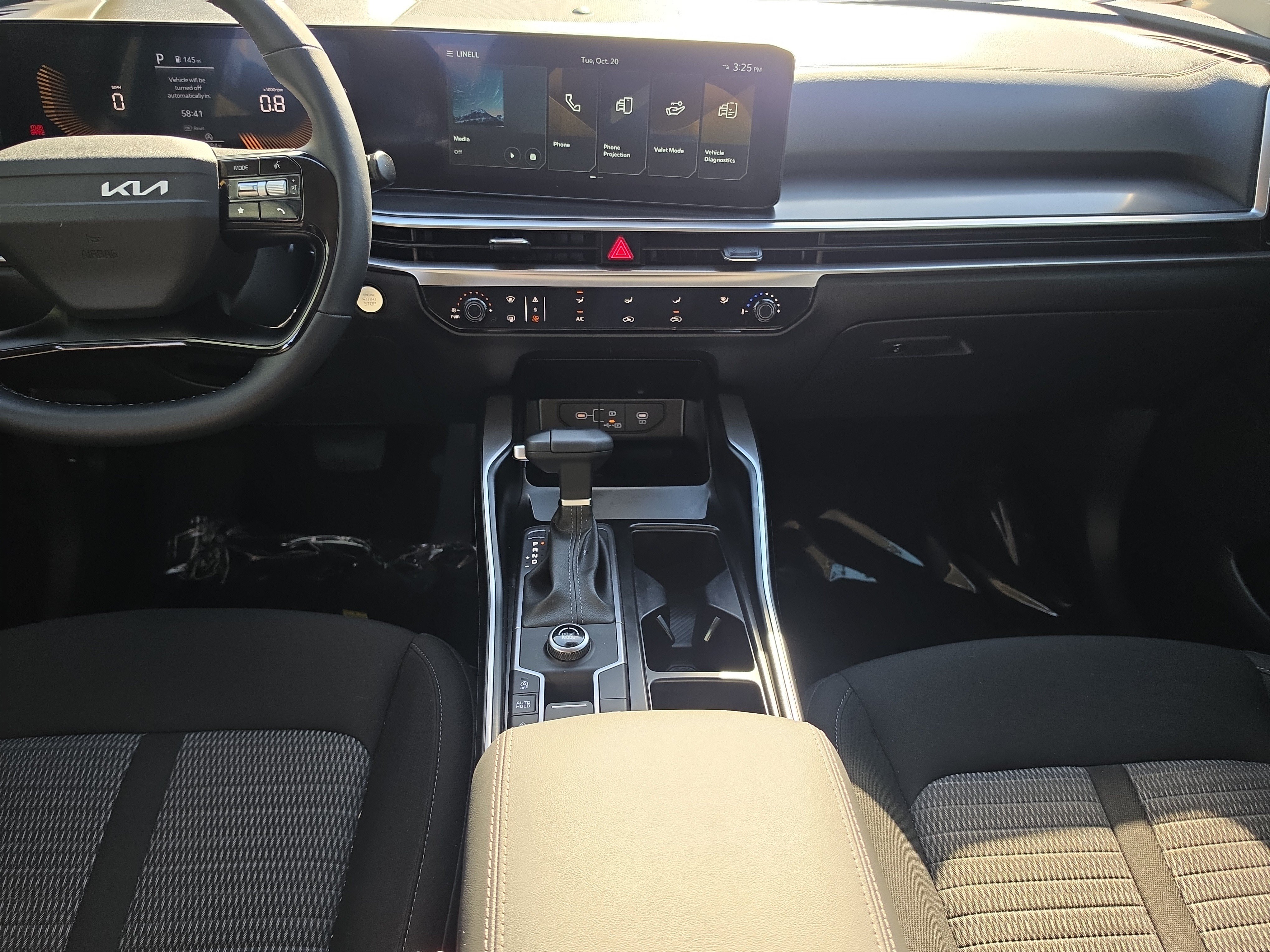 Certified 2026 Kia Sorento LX FWD image 14