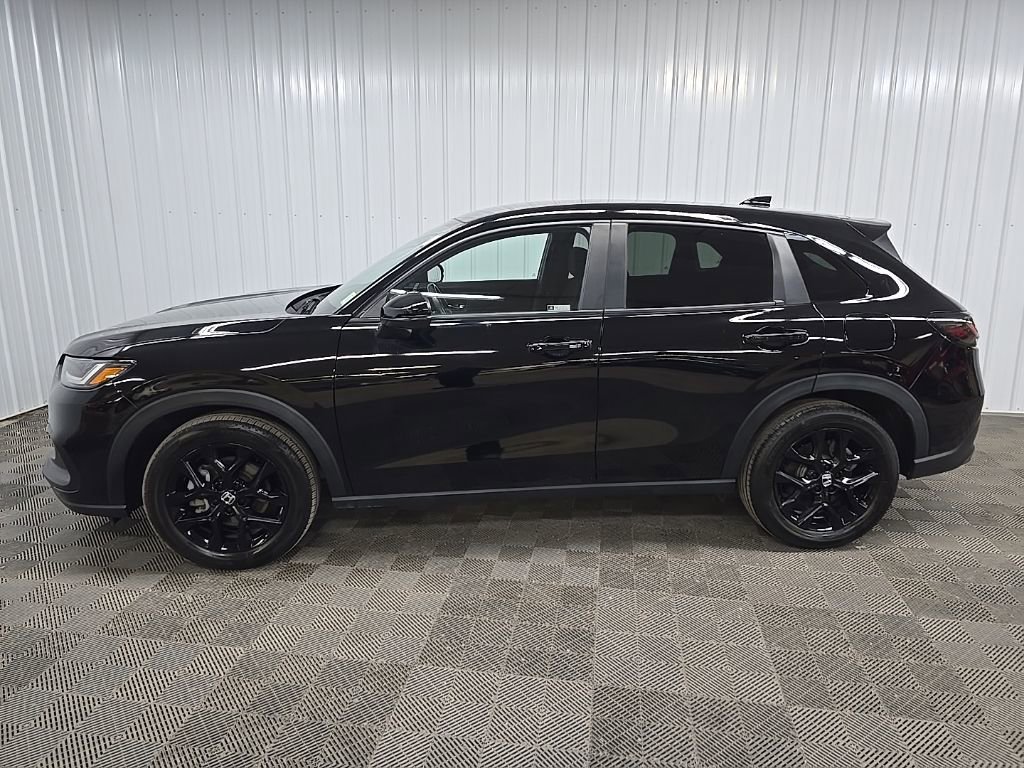 Used 2023 Honda HR-V Sport image 5
