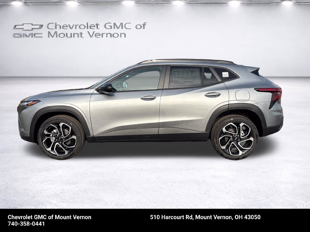 New 2026 Chevrolet Trax RS w/ Driver Confidence Package FWD image 2