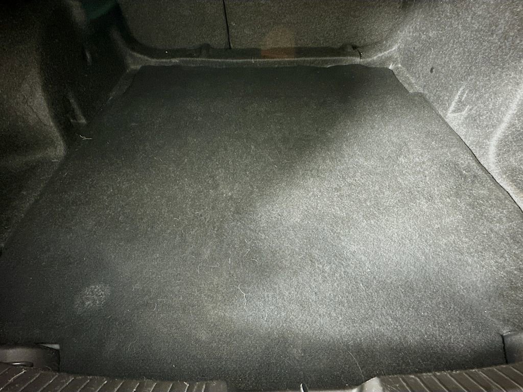 Used 2016 Chevrolet Malibu LT w/ Leather Package image 34