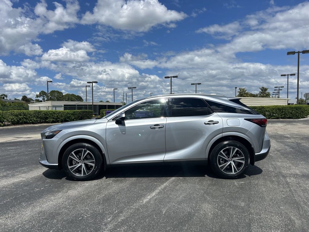 Used 2024 Lexus RX 350h w/ Accessory Package (Z1) AWD/4WD image 15