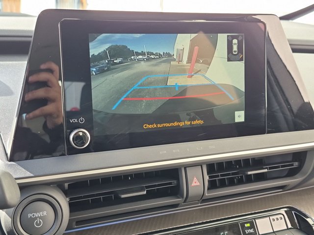 Certified 2027 Toyota Prius XLE FWD image 13