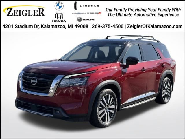 Used 2022 Nissan Pathfinder Platinum w/ Lighting Package (N93) AWD/4WD image 1