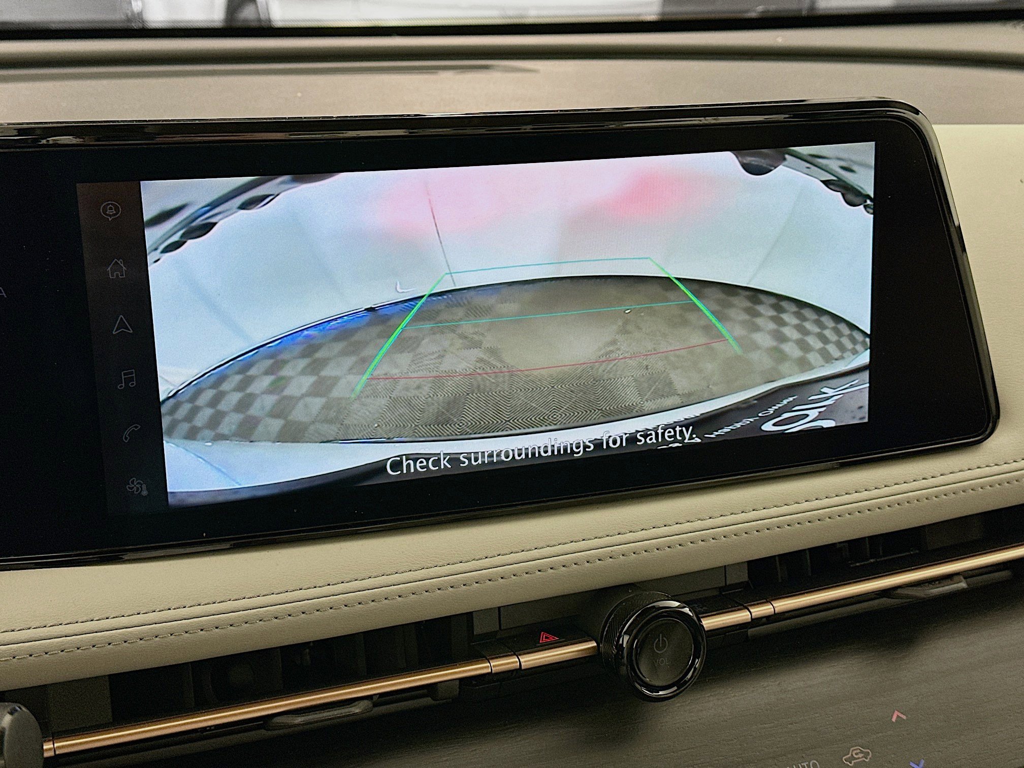 Used 2023 Nissan Ariya FWD image 23