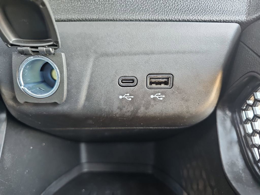 Used 2024 Chevrolet TrailBlazer LT image 24