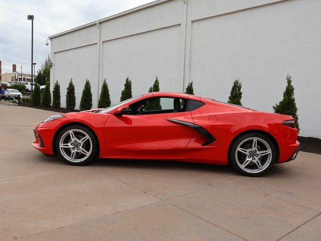 Certified 2025 Chevrolet Corvette Stingray Coupe w/ 1LT RWD image 3