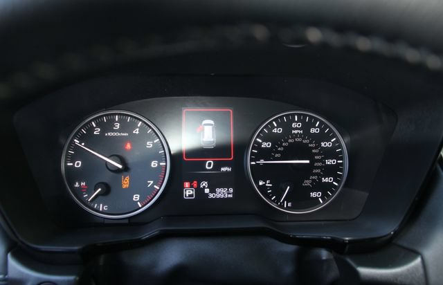 Used 2025 Subaru Outback Premium AWD/4WD image 24