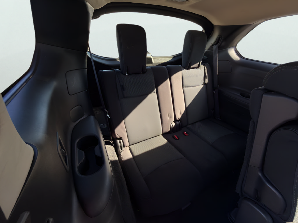 Used 2019 Nissan Pathfinder S FWD image 27