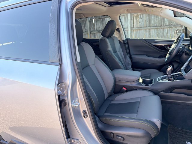 Certified 2023 Subaru Outback Onyx Edition XT AWD/4WD image 30