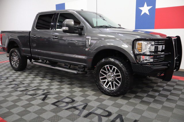 Used 2018 Ford F250 Lariat w/ Lariat Ultimate Package AWD/4WD image 16