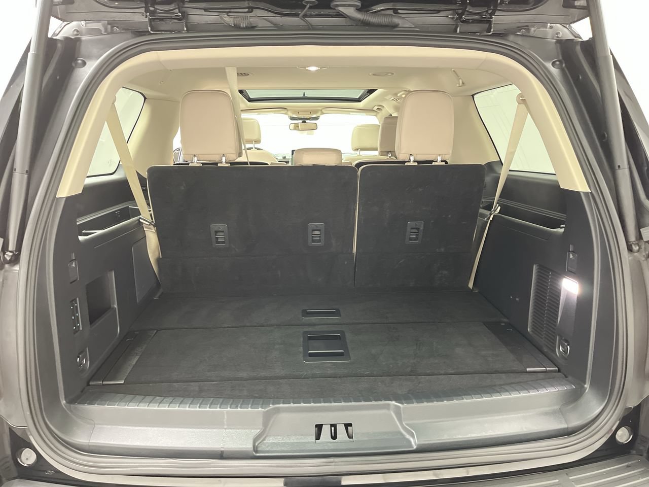 Used 2024 Ford Expedition Max Limited w/ Excursion Package AWD/4WD image 32