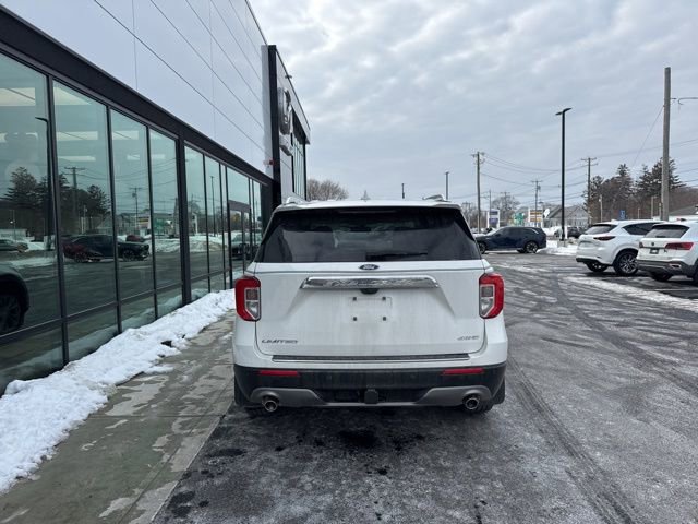 Used 2022 Ford Explorer Limited w/ Equipment Group 301A image 4