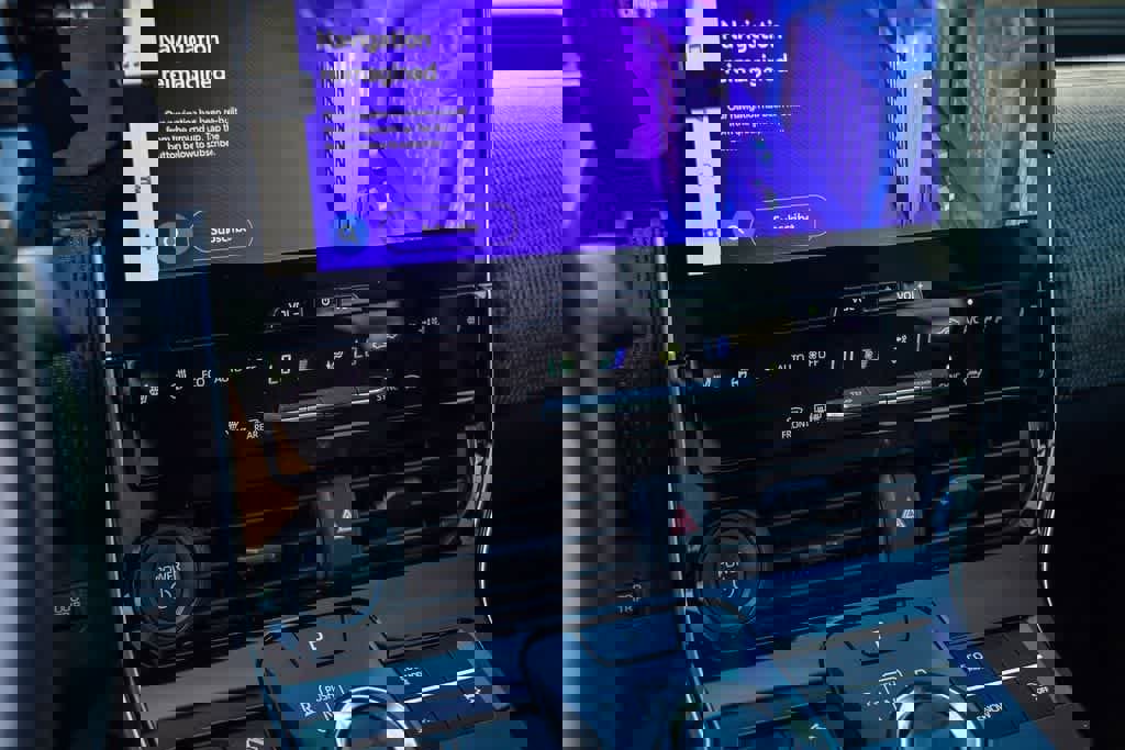 Used 2023 Toyota bZ4X XLE w/ Weather Package image 23